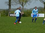 S.K.N.W.K. 3 - FC De Westhoek '20 4 (comp.) seizoen 2021-2022 (60/108)